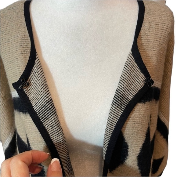 LUCKY BRAND Wool Aztec Tan & Black Ponco, NWT, O/S - Picture 11 of 11
